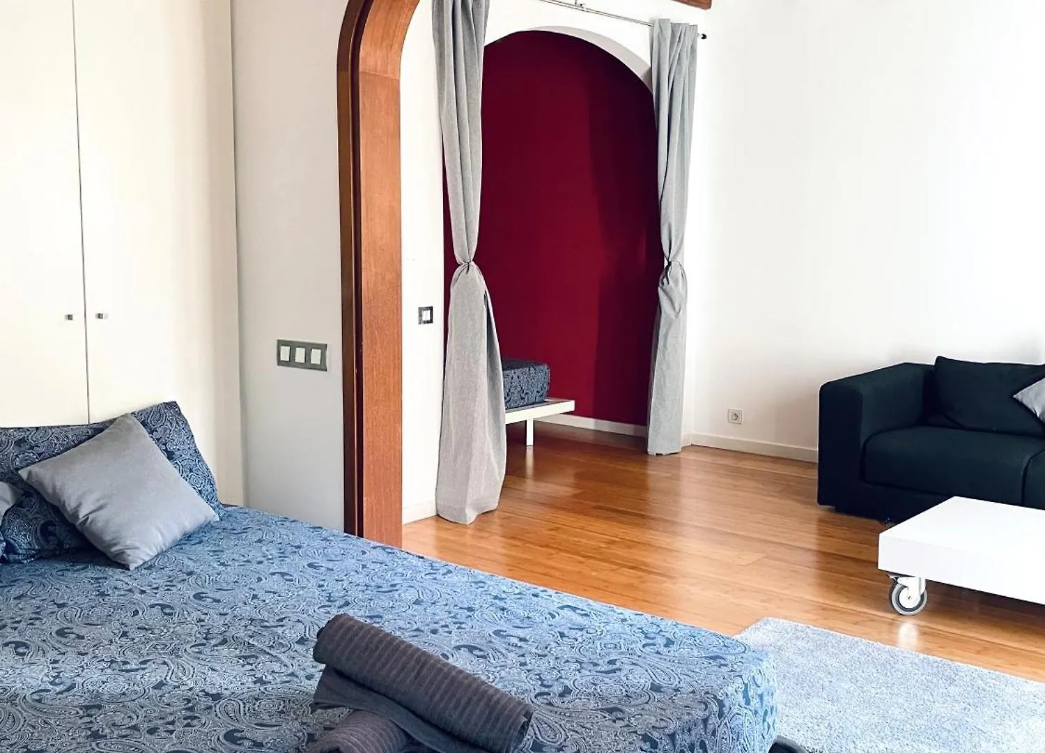 Nou De La Rambla 2 Bed & Breakfast Barcelona Spain